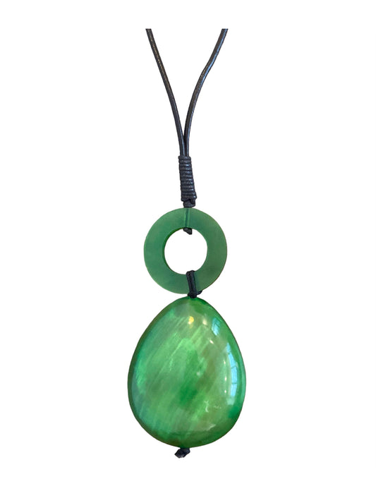 Collar Asta Luanda